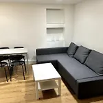 Spacious Flat In Notting Hill